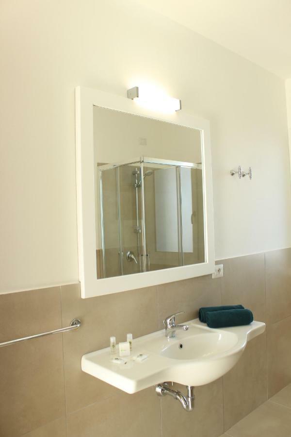 197 Pozzo San Nicola Aparthotel Stintino Luaran gambar